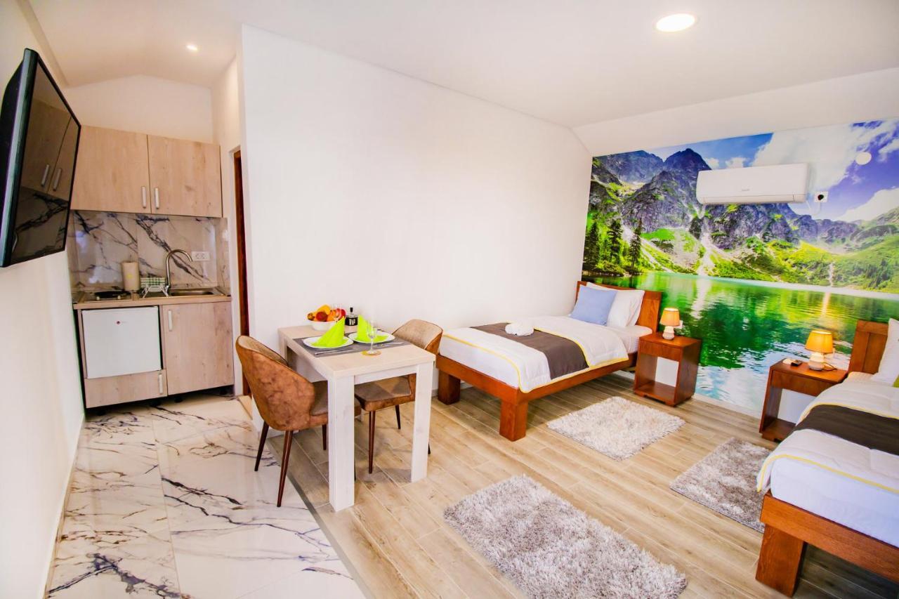 Simo Apartments Airport 波德戈里察 外观 照片