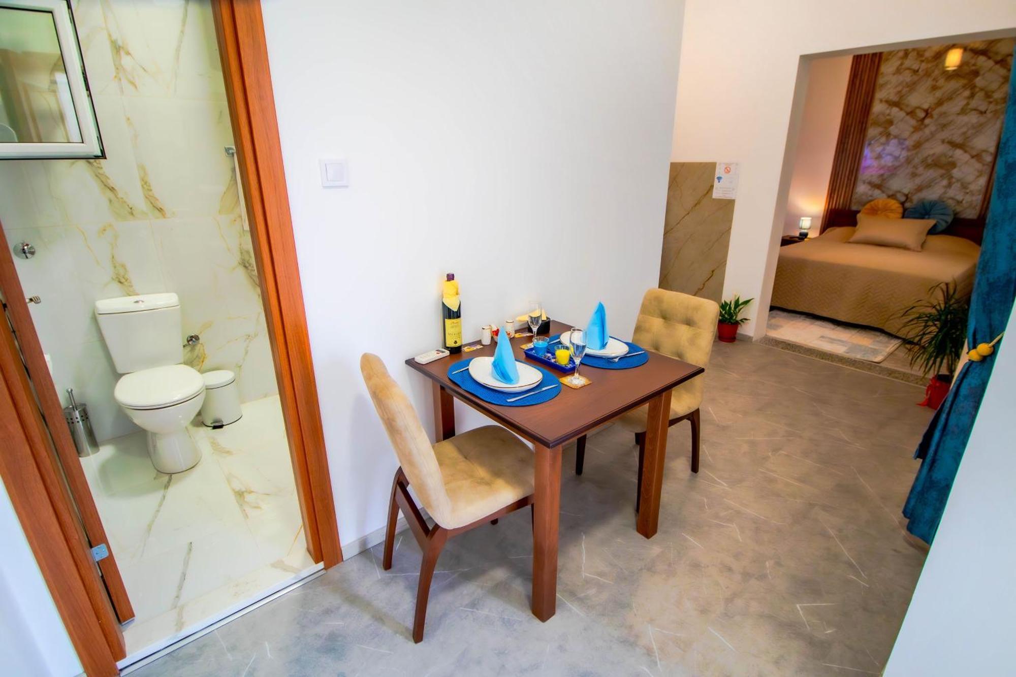 Simo Apartments Airport 波德戈里察 外观 照片